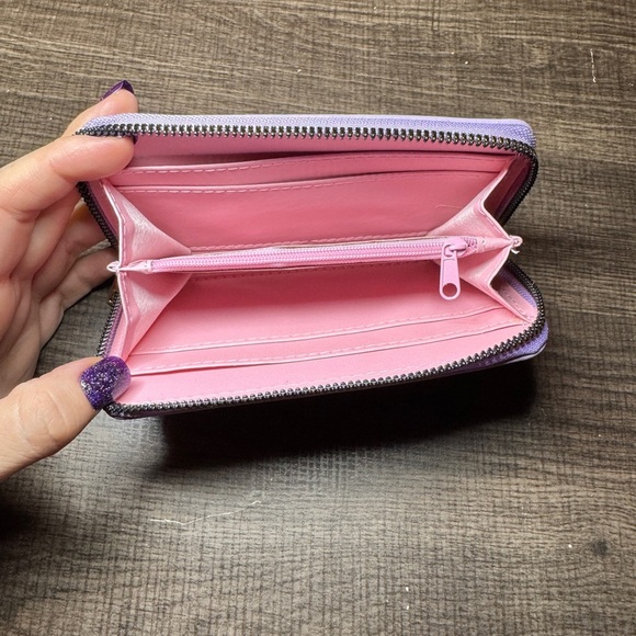 Kuromi Purple Wallet - Picture 5 of 5